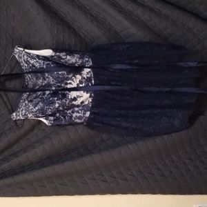 A very elegant navy blue lace dress with tulle skirt xl like 12/14.